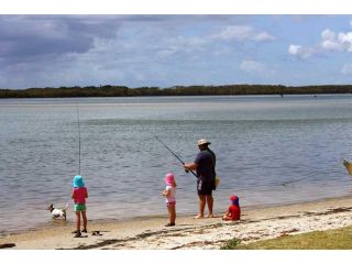 Eastbourne U4, 80 Esplanade, Golden Beach Apartment, Caloundra - 3