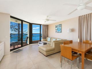 Eastbourne U6, 80 Esplanade. Golden Beach Apartment, Caloundra - 4