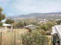 Eclipse 5- Spacious Townhouse Guest house, Jindabyne - thumb 3