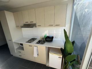 Economic 1 Bed Studio in South Yarra Apartment, Australia - 1