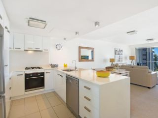 Eden Apartments Unit 901 - Luxury 2 bedroom apartment close to the beach Rainbow Bay Coolangatta Apartment, Gold Coast - 5