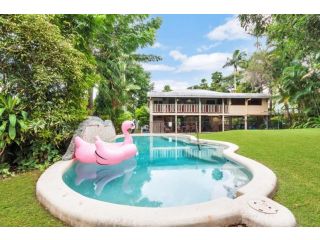 Edge Hill Holiday Home / Cairns Guest house, Queensland - 1