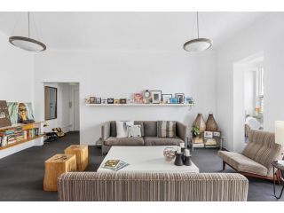 EDWA112B - Art Deco Diamond Apartment, Sydney - 1
