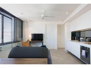 EIGHT TWO NINE TWO IV: BONDI BEACH Apartment, Sydney - 5