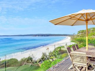 Elandra Absolute Beach Front Luxury Guest house, Hyams Beach - 3