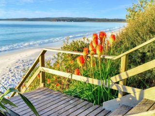 Elandra Absolute Beach Front Luxury Guest house, Hyams Beach - 5