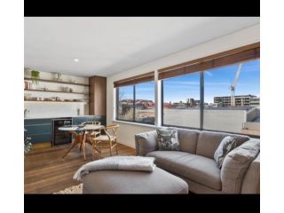 Elgin Apartment, Hobart - 5