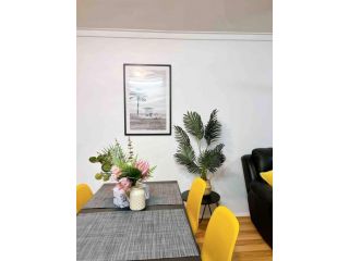 Elizabeth House with Fast and free wifi Guest house, Perth - 3