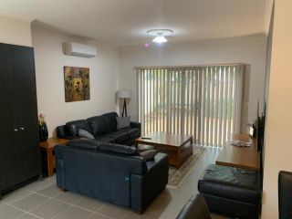 Elmsford Cottage Apartment, Warragul - 3