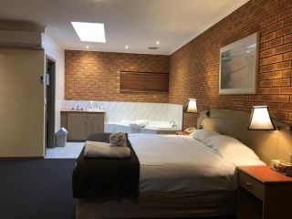 Eltham Motor Inn Hotel, Victoria - 4