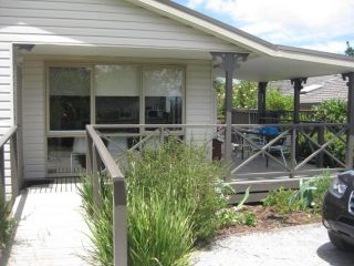 Emerald Hills Cottage Bed and breakfast, Victoria - 5