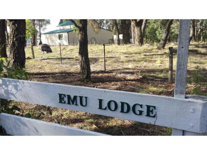 Emu Lodge Country Retreat Farm stay, Victoria - imaginea 3