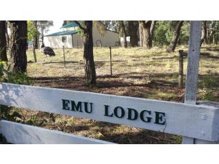 Emu Lodge Country Retreat Farm stay, Victoria - 3
