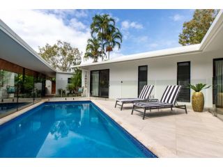 Endless Summer- Ultra stylish 2 Bedroom Villa Villa, Port Douglas - 2