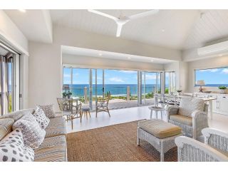 Enterprise St Prestigious Home with Breathtaking Views Guest house, Sunshine Beach