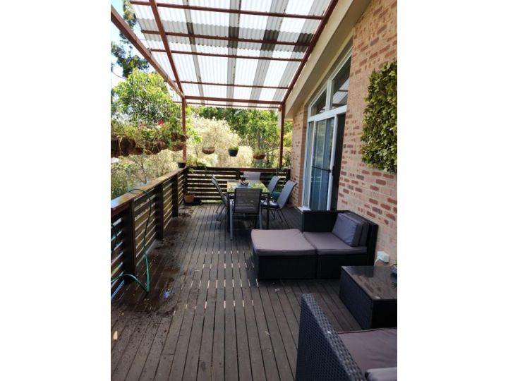 Entertainers Delight - minutes from cafes & shops Guest house, Bateau Bay - imaginea 7