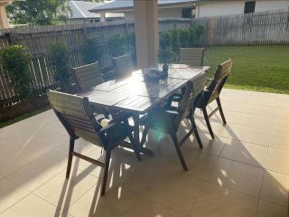 Mount Louisa Vista Apartment, Queensland - 5