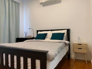 Entire two bedrooms townhouse in Glen Waverley Apartment, Glen Waverley - 1