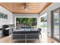 Entire Ultra Modern Luxury Home with Pool Villa, Sydney - thumb 6