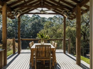 Equanimity - Beautiful character filled house! Guest house, Kangaroo Valley - 1
