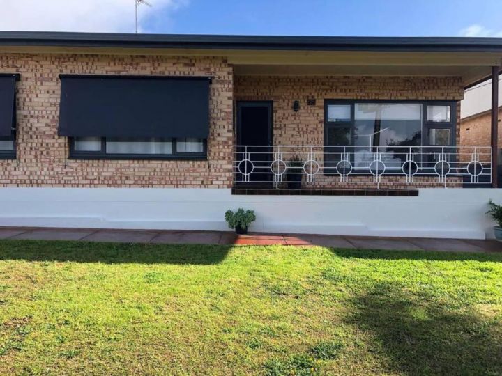 Escape@Stanley 3 Bedroom House with Spacious Yard Guest house, Port Lincoln - imaginea 3