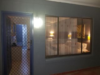 Esk Motel Hotel, Queensland - 1