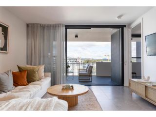 Exceptional 2-Bed Waterside Apartment With Views Apartment, Maroochydore - 2