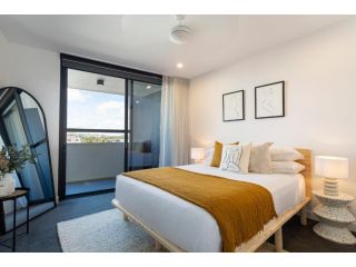 Exceptional 2-Bed Waterside Apartment With Views Apartment, Maroochydore - 4