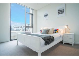 EXCLUSIVE SYDNEY ONE BEDROOM NEAR GREEN SQUARE Apartment, Sydney - 2