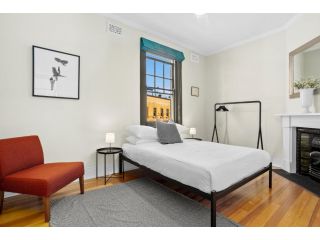 Explore Sydney from a convenient 3 Bedroom Unit Apartment, Sydney - 4