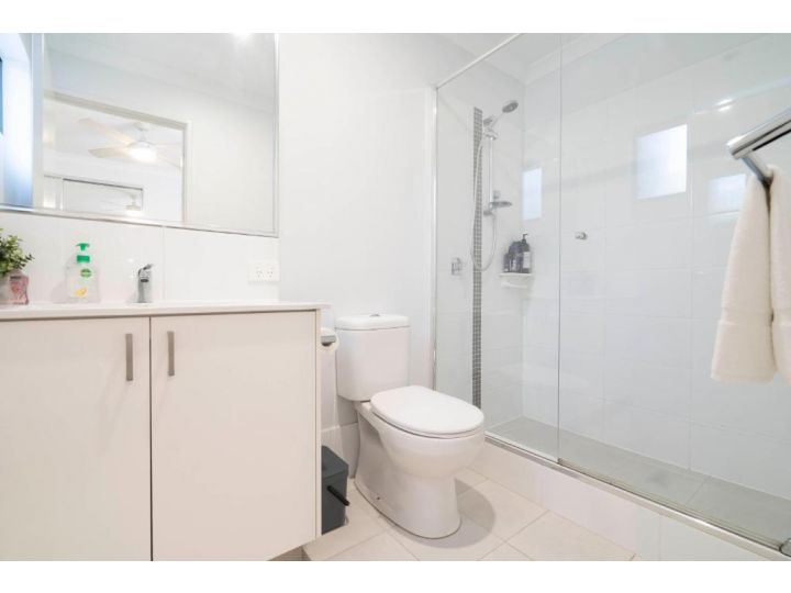 5 First Rate on Fisher 2 bed 2 bath Belmont-Cloverdale Apartment, Perth - imaginea 9