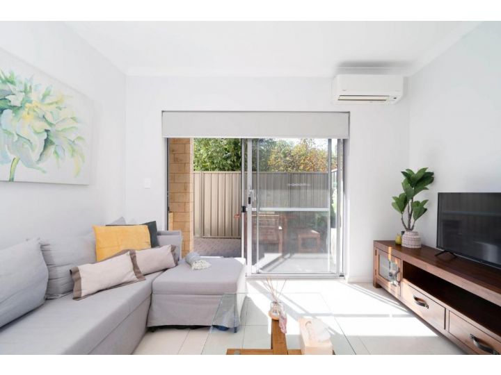 5 First Rate on Fisher 2 bed 2 bath Belmont-Cloverdale Apartment, Perth - imaginea 15