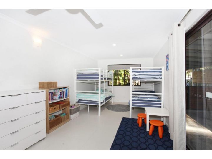 FABULOUS HOLIDAY HIDEAWAY - COOLUM BEACH Guest house, Coolum Beach - imaginea 13