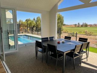 Fairway 43 Guest house, Yarrawonga - 3