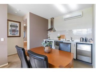 Fairway Views â€“ Moonah Apartment 24 Apartment, Fingal - 5