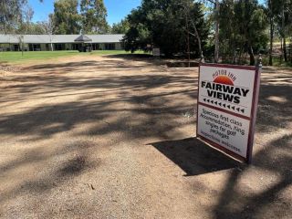 Fairway Views Motor Inn Hotel, Tocumwal - 3