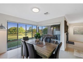 Fairway Village @ Windaroo Lakes Golf Club Apartment, Queensland - 2