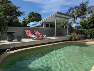 Phoenix Oasis, Family and Pet Friendly Apartment with Pool Apartment, Port Macquarie - 2