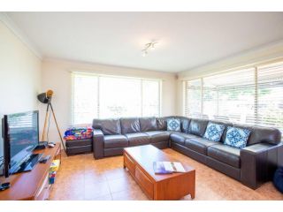 Family Beach Escape Guest house, Quindalup - 1