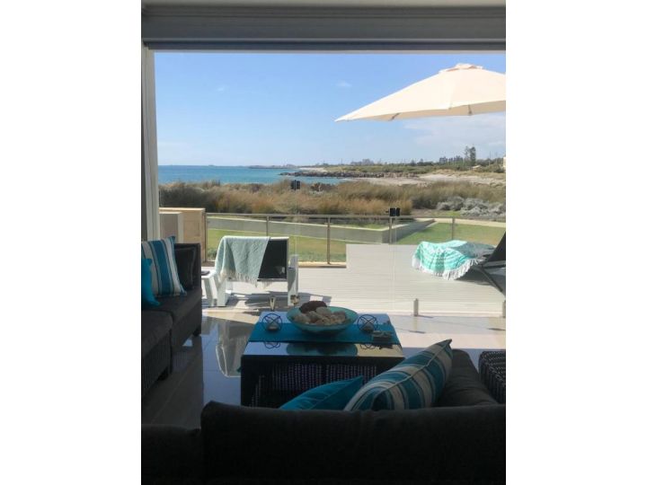Family BeachSide luxury Guest house, Coogee - imaginea 4