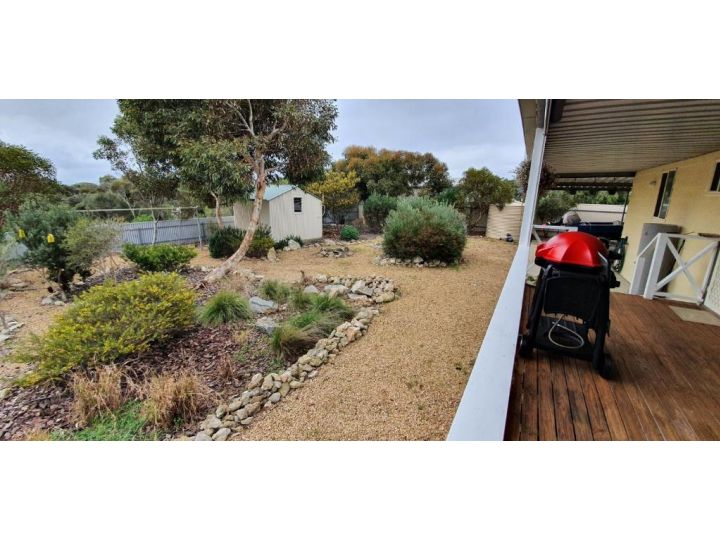 Family Friendly Beach House Guest house, Goolwa South - imaginea 1