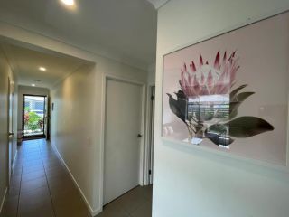 Family Holiday Vibe House in Dakabin Guest house, Queensland - 3