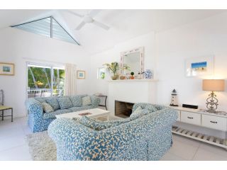 Family Living in the Heart of Noosa, Noosa Heads Guest house, Noosa Heads - 4