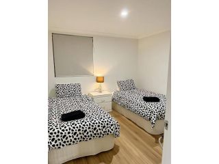 Fay's Stays(A Unique Perth Hills Retreat) Guest house, Perth - 4