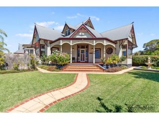 Federation home in town, close to lake & shops Guest house, Yarrawonga - 2