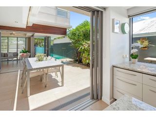 Ferguson St Family Home in Fabulous Location Guest house, Sunshine Beach - 2