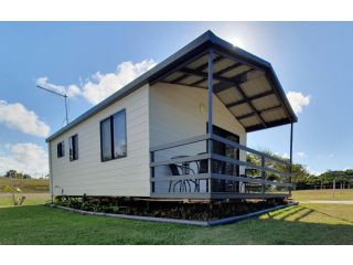 Fisherman's Beach Holiday Park Campsite, Queensland - 2