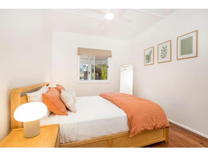 Fishery Road Cottage - Pet Friendly - 2 Mins Walk to Beach Guest house, Currarong - imaginea 3