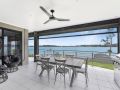 Fishing Point Lake House Stunning Absolute Waterfront Guest house, Fishing Point - thumb 1