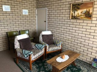 Flat 1/15 Dalmeny Drive Guest house, Kianga - 3